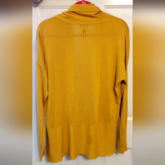 Sweater open front - Picture 2 of 2